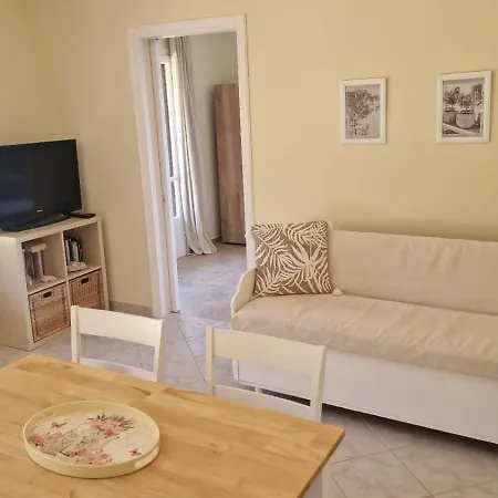 Efi Loutses Αναπαυτήρια