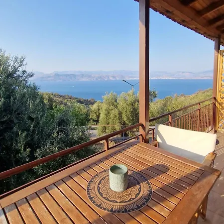 Apartment Efi Loutses