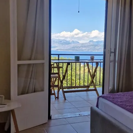Efi Loutses Apartmán Anapaftíria